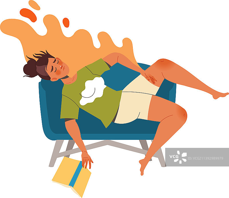 疲惫的女人躺在沙发上感到精疲力竭图片素材