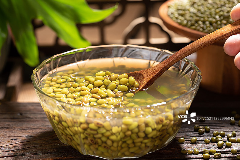 夏日消暑绿豆汤图片素材