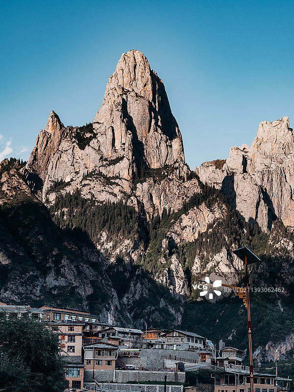中国甘肃甘南扎尕那风景区图片素材