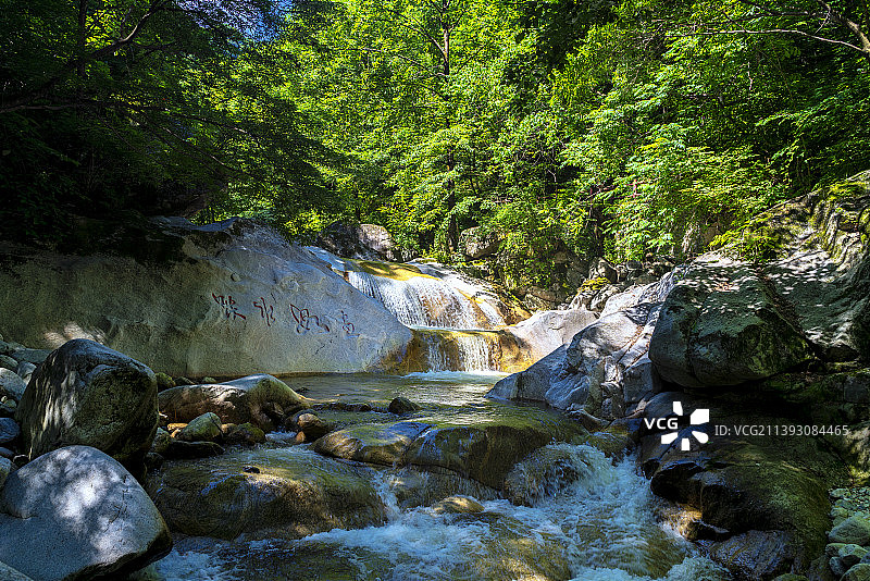 秦岭太白山溪水图片素材