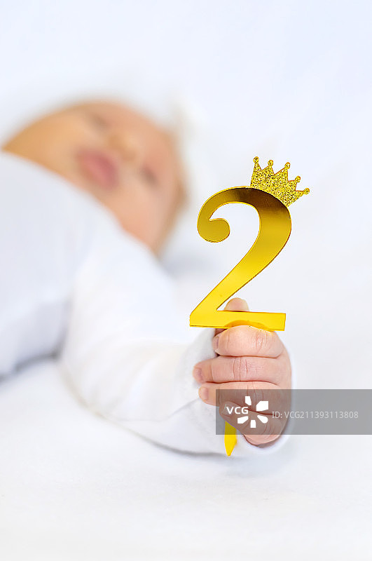 刚出生2个月的婴儿（选择性对焦）图片素材