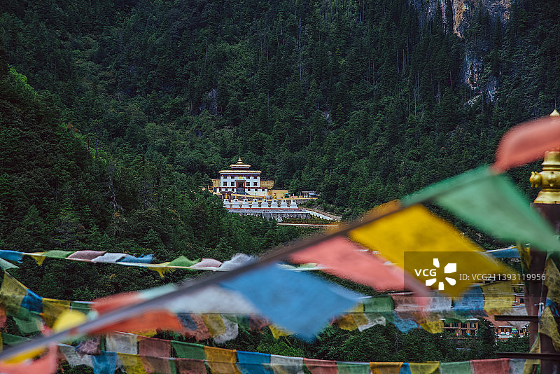 云南香格里拉巴拉格宗，巴拉达拥佛塔群图片素材