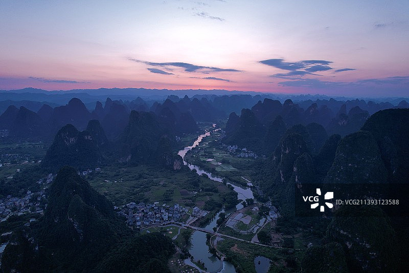 阳朔遇龙河看日落图片素材