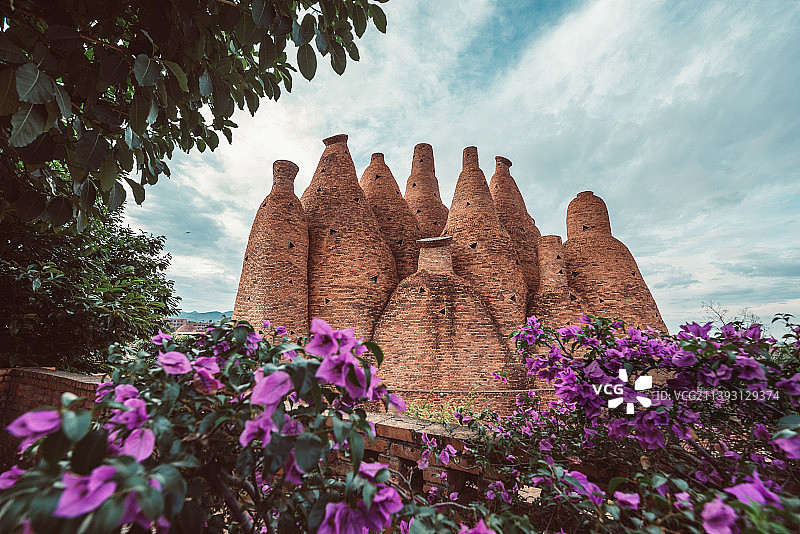 云南红河弥勒市东风韵景区图片素材