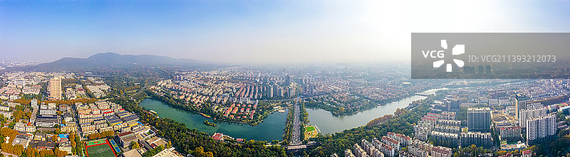 航拍江苏南京月牙湖公园图片素材