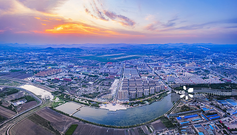 辽宁阜蒙县城市夕照图片素材
