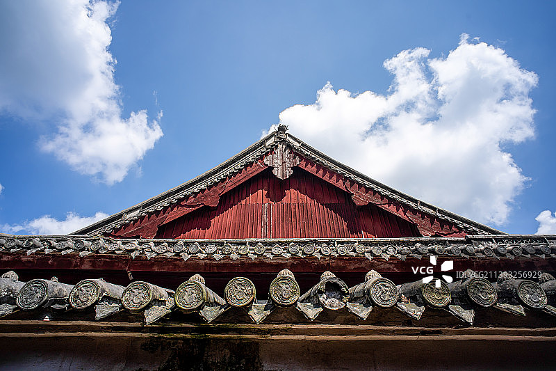 浙江宁波著名景点佛教寺庙北宋保国寺内风光图片素材