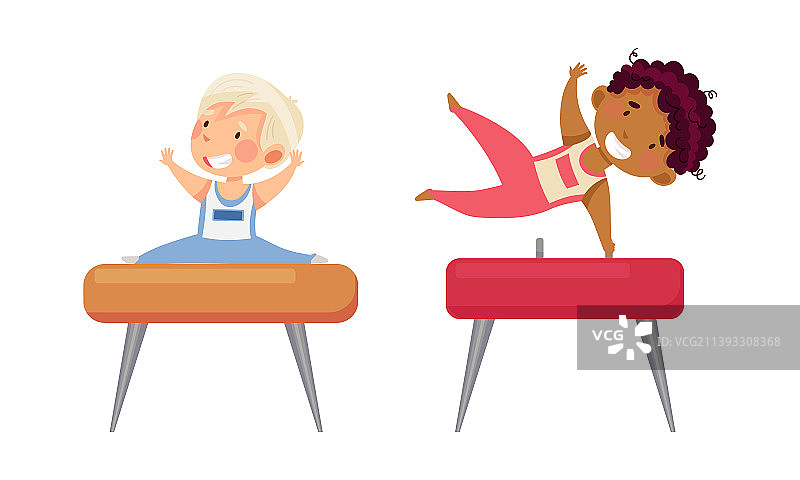 进行体育训练的儿童体操运动员图片素材