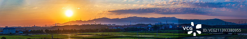 江西新干县，日出霞光万丈图片素材