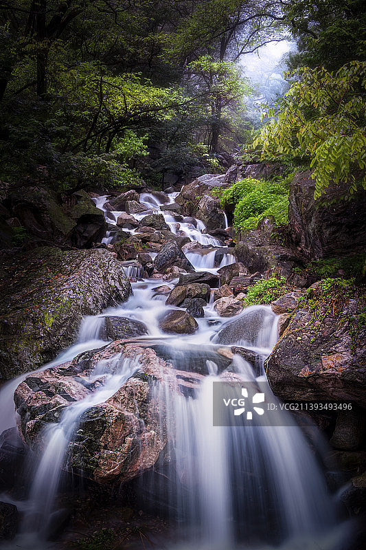 山东泰安泰山溪流图片素材