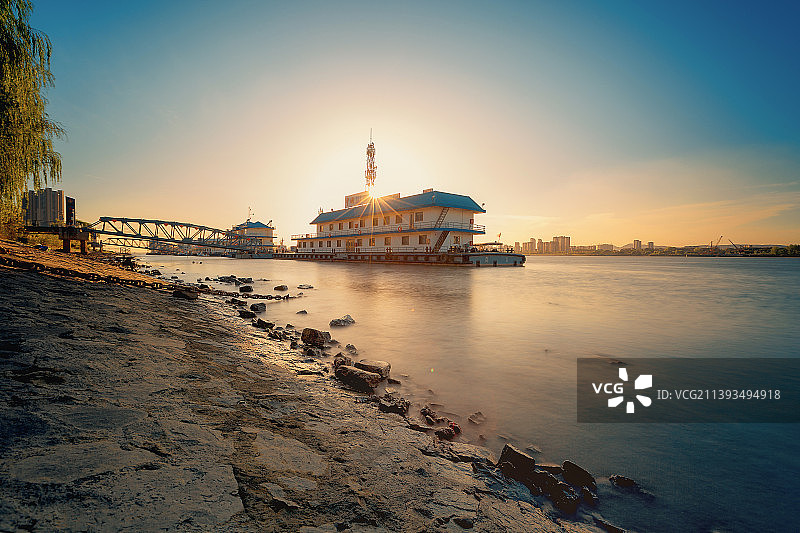 江上的光影 南京滨江风光带图片素材