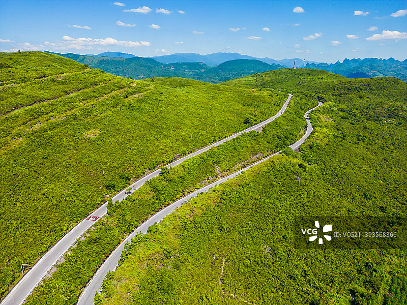 航拍桂林磨盘山公路图片素材