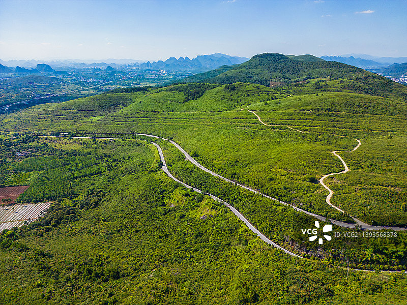 航拍桂林磨盘山公路图片素材
