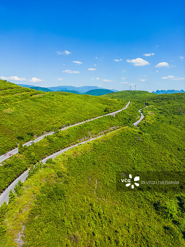 航拍桂林磨盘山公路图片素材