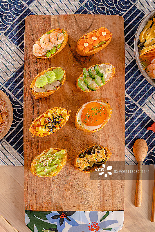 花式稻荷寿司食物静物特写图片素材