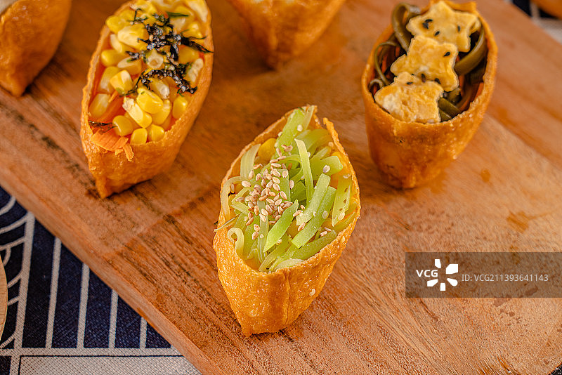 花式稻荷寿司食物静物特写图片素材