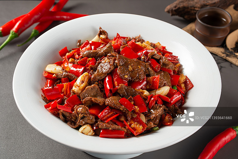 小炒黄牛肉图片素材