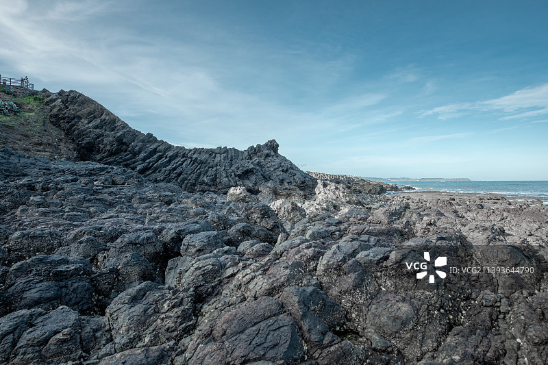 海滩火山玄武岩地貌图片素材
