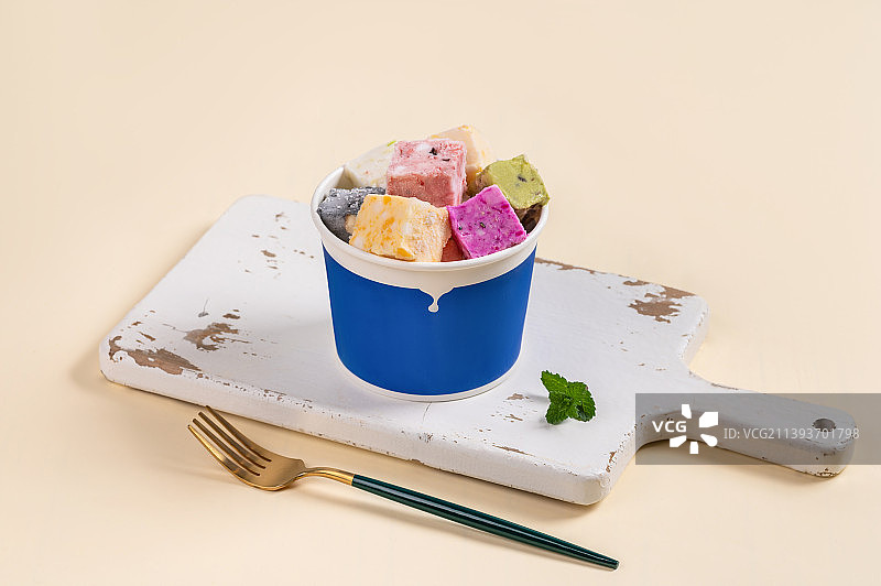 厚切炒酸奶图片素材