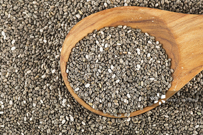 桌上碗装种子俯视图图片素材