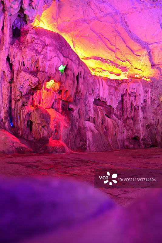 中国江苏省无锡市宜兴市善卷洞洞内奇观图片素材