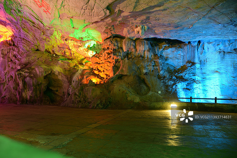 中国江苏省无锡市宜兴市善卷洞洞内奇观图片素材