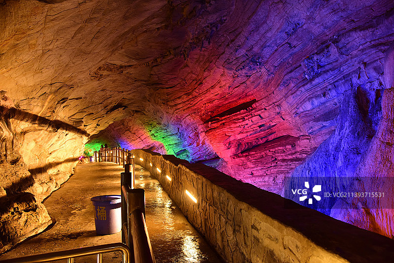 中国江苏省无锡市宜兴市善卷洞洞内奇观图片素材