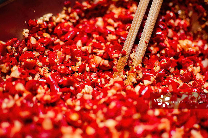 剁辣椒|湘菜|蒜蓉辣酱|传统制作图片素材