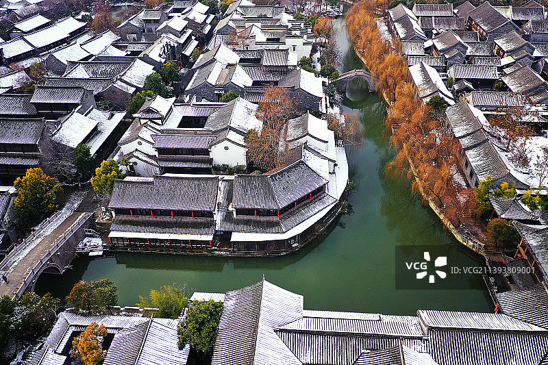 雪后古城+山东省枣庄市台儿庄古城图片素材