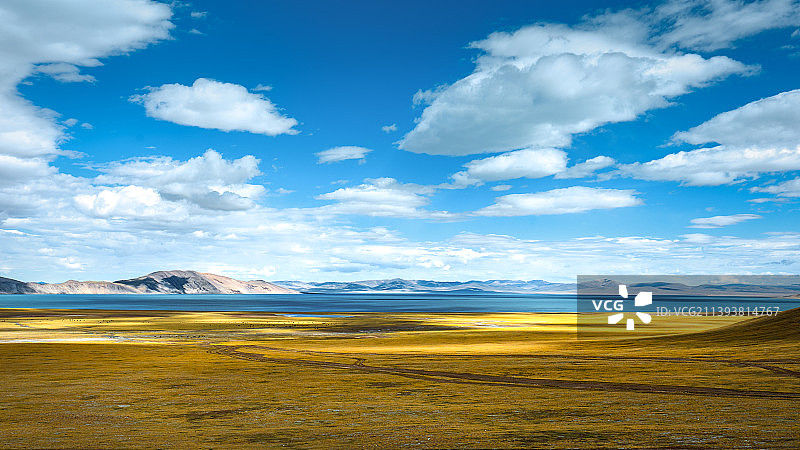 西藏那曲巴木措高原湖泊图片素材