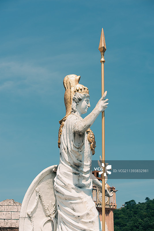 达蓬山环湖乐园里的雕像图片素材