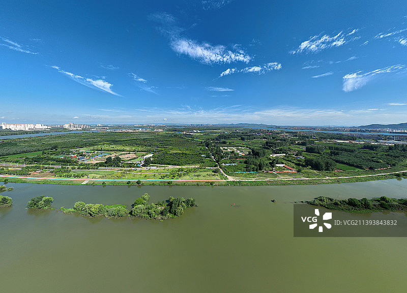 航拍襄阳鱼梁洲唐白河城市自然风光图片素材