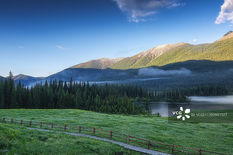 新疆喀纳斯神仙湾图片素材