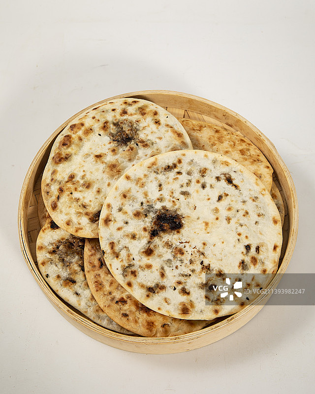 黄山薄饼大梅干菜烧饼酥脆饼图片素材