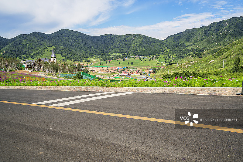 夏天山谷公路道路图片素材