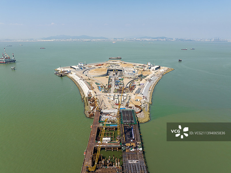 深中通道伶仃洋大桥西人工岛图片素材