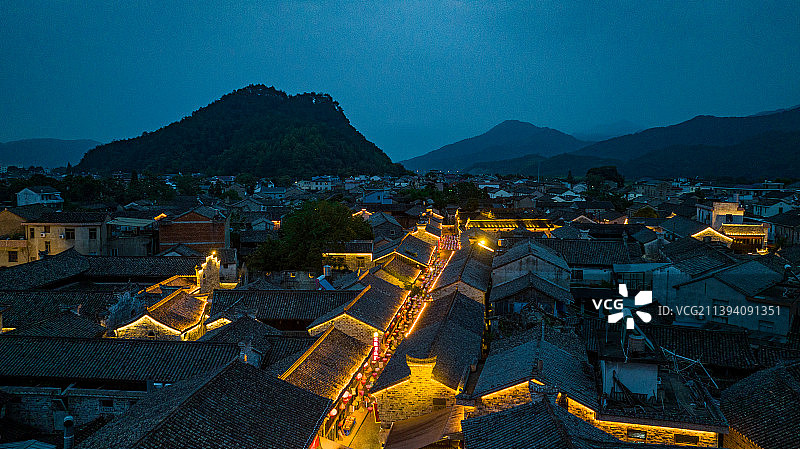 浙江宁波宁海前童古镇，家家溪水环绕,从日出到日落，夜色更加迷人图片素材