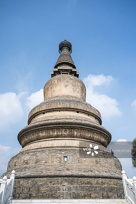 山西省忻州市代县全国重点文物保护单位元代阿育王塔风光图片素材