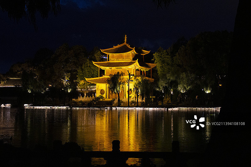 昆明市大观公园名楼-大观楼夜景图片素材