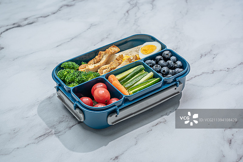 饭盒 餐盒 美食 便当 简餐 食物 水果 鸡肉 儿童餐盒 儿童饭盒 午餐图片素材