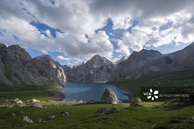 乌孙古道天堂湖图片素材