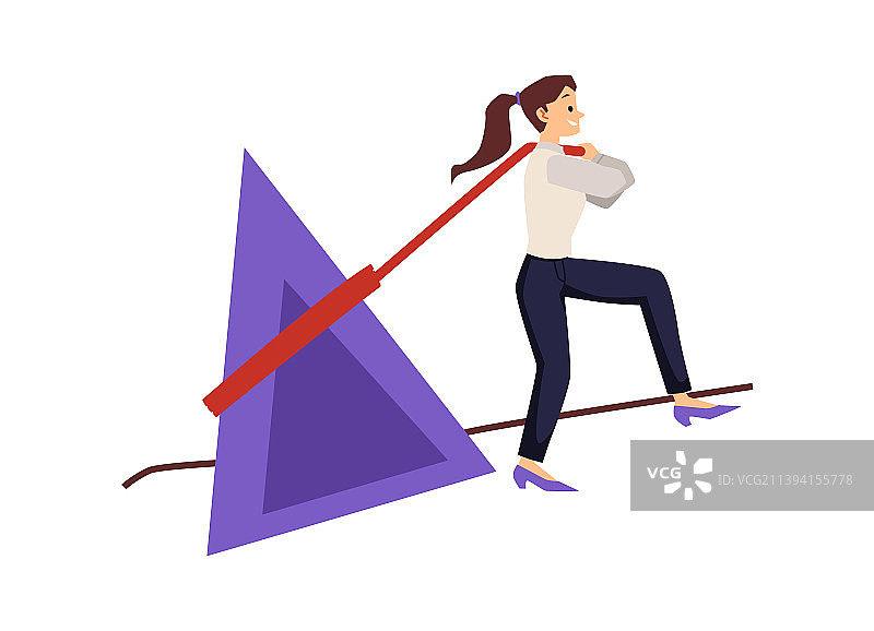 充满活力的女人推动紫色三角形石头图片素材