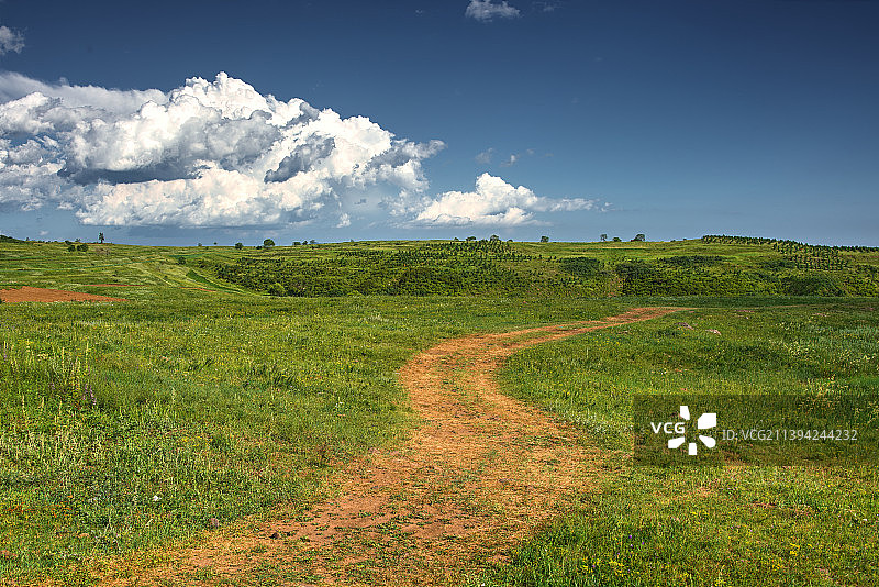 张北草原天路图片素材