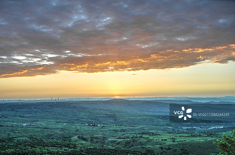 张北草原天路图片素材