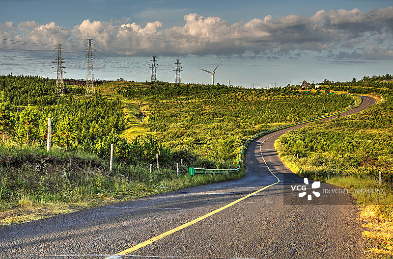 张北草原天路图片素材