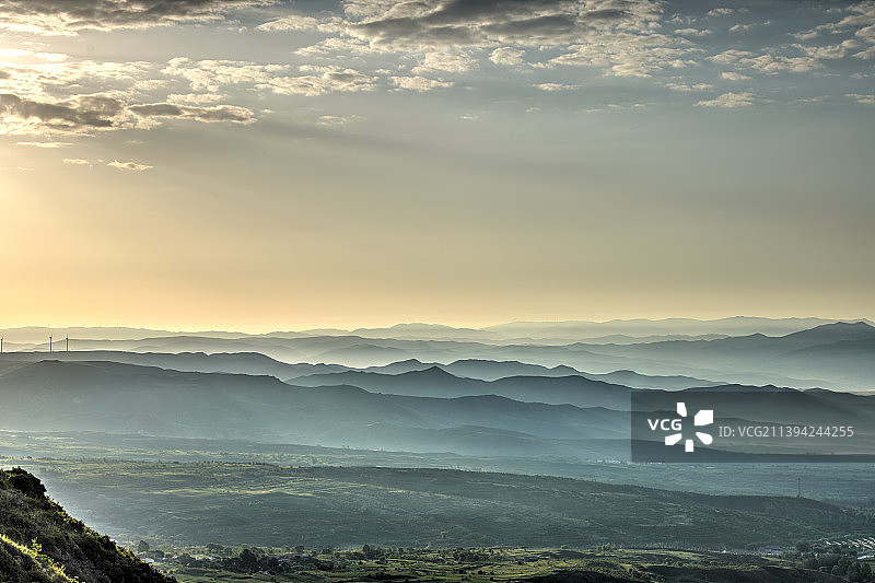 张北草原天路图片素材