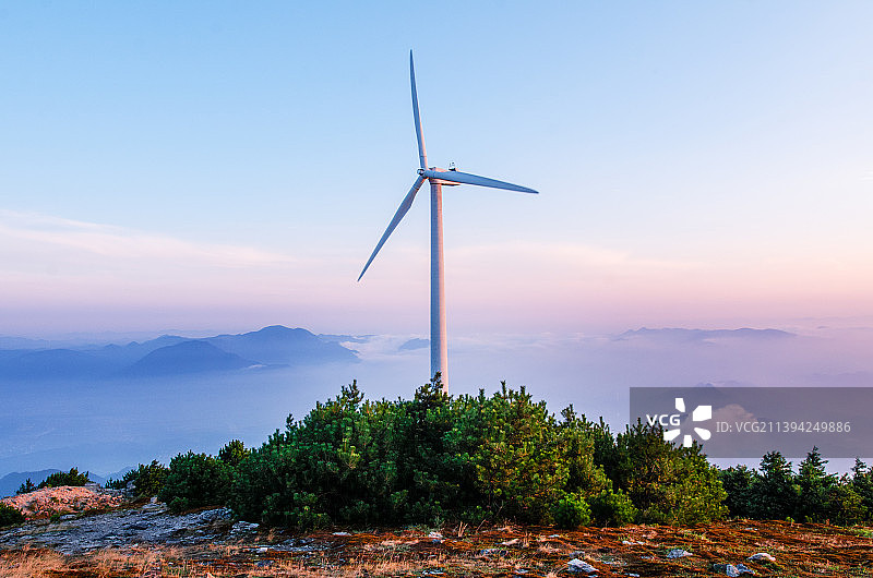 括苍山风力发电机图片素材