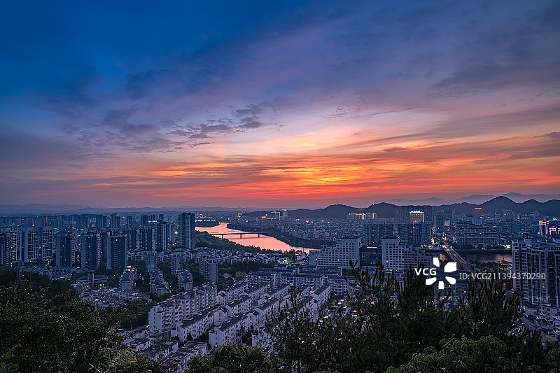 黄山市屯溪区夜景晚霞图片素材