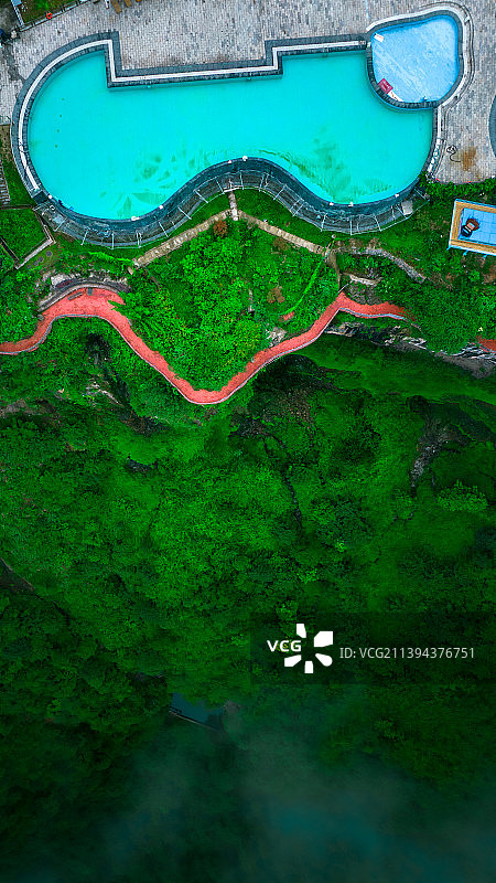 航拍贵州铜仁朱砂古镇云雾缭绕古镇航拍图片素材