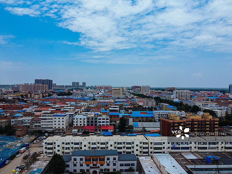 尉氏县 人民东路 建设中路 东湖 美美百货 尉东市场图片素材
